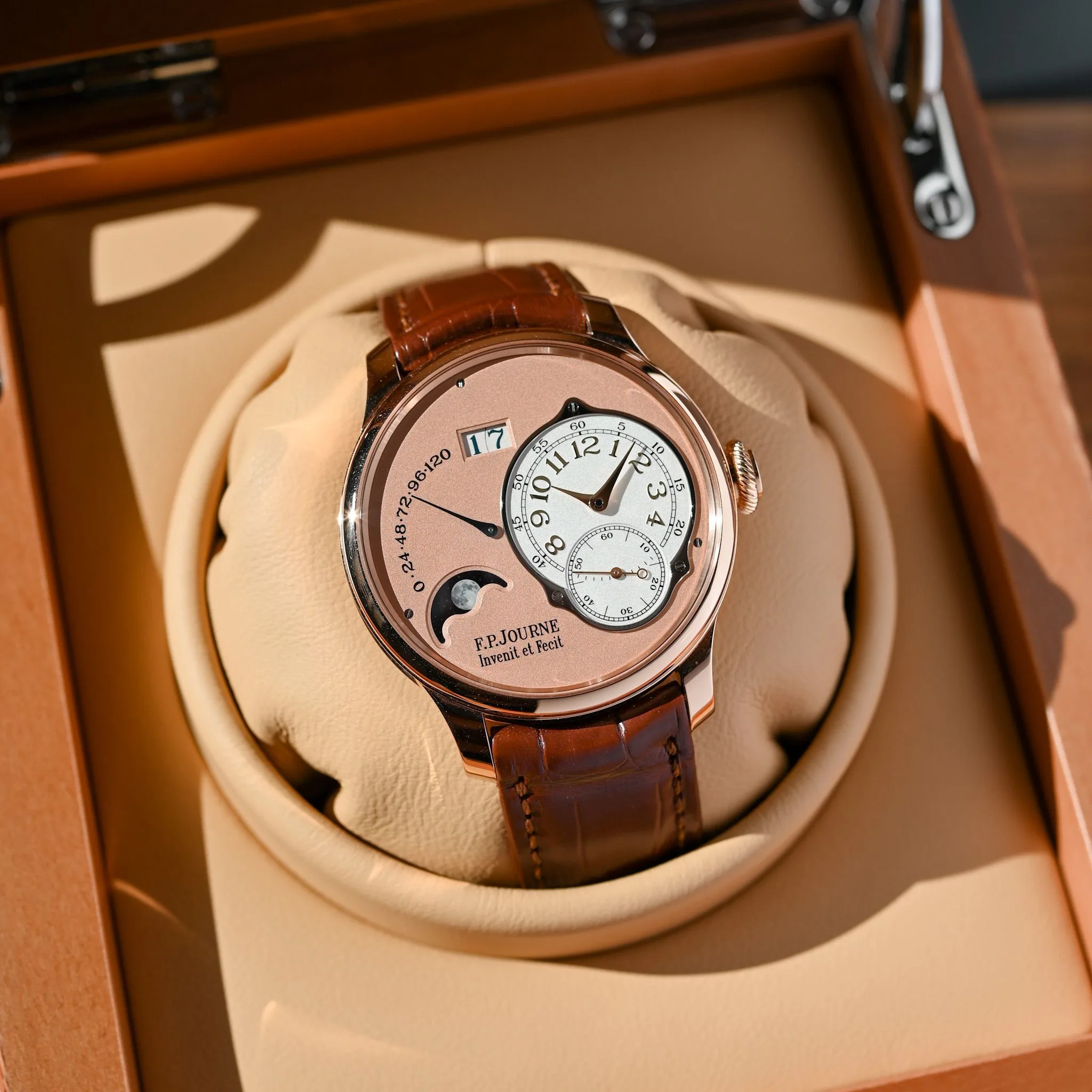 F.P. Journe Octa Lune : description and impressions.